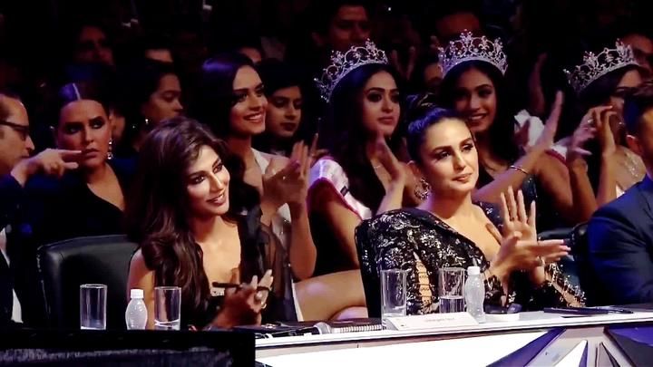 كاترىنا كەيىفنىڭ شوخ سەھنە ئۇسسۇلى