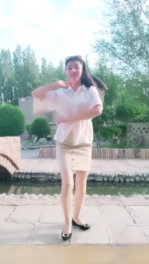 ئاسماندىكى ئايىمسەن